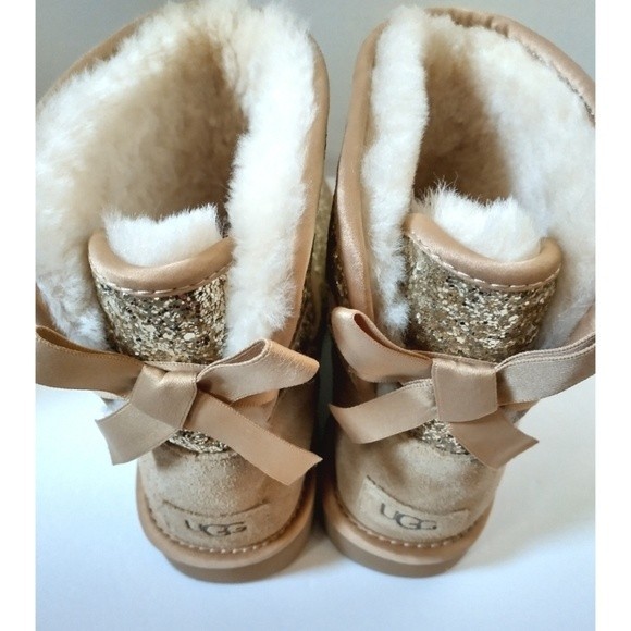 New! UGG Classic Bow Cosmos Gold Glitter Shearling Boots Ankle Boots NWOB Size 6 - Picture 9 of 14